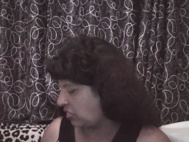 Live sex webcam photo for Indianbarbie3 #271092526