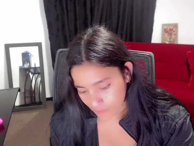 Live sex webcam photo for hederlinparis #271082917