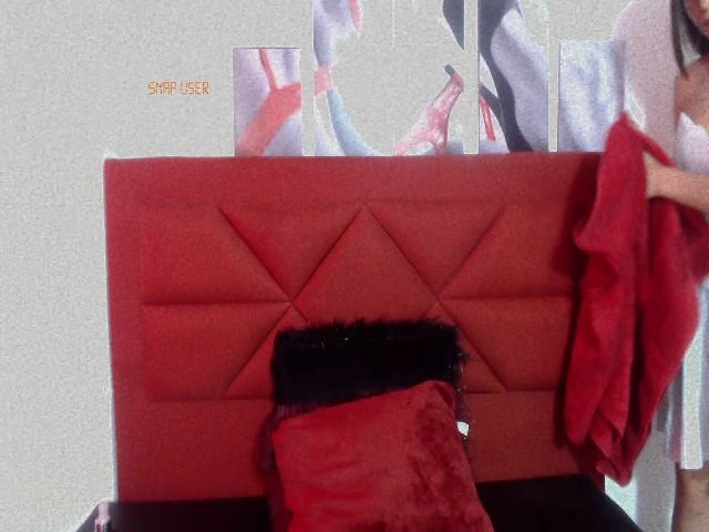 Live sex webcam photo for Emma_18x #271092088