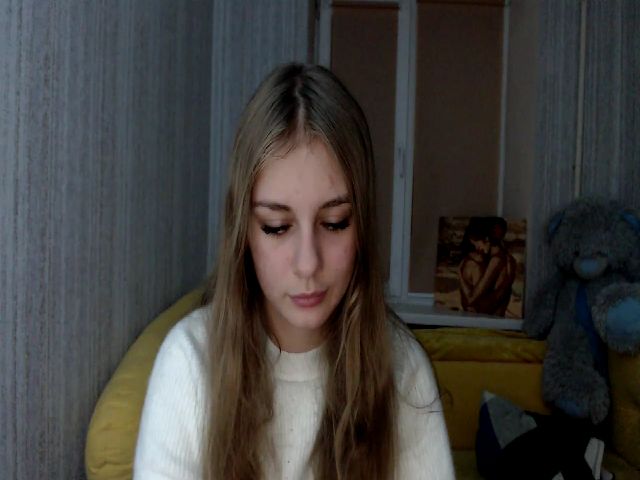 Live sex webcam photo for Aeritta #271093127