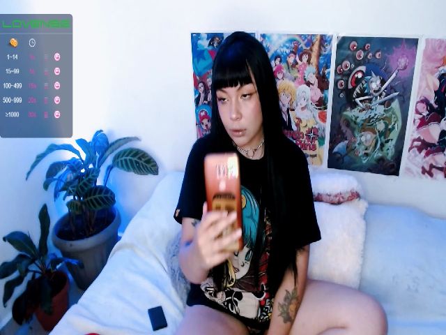 Live sex webcam photo for valerie420_tv #271093667
