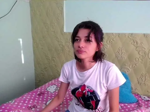 Live sex webcam photo for anne-white #271086749