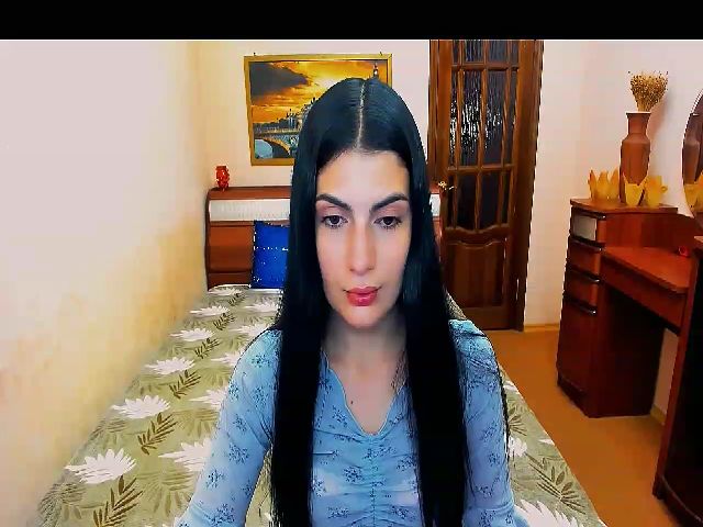 Live sex webcam photo for JasmineWave #271087808