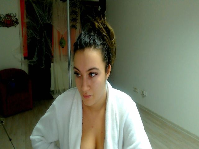 Live sex webcam photo for Lara18rey #271081368