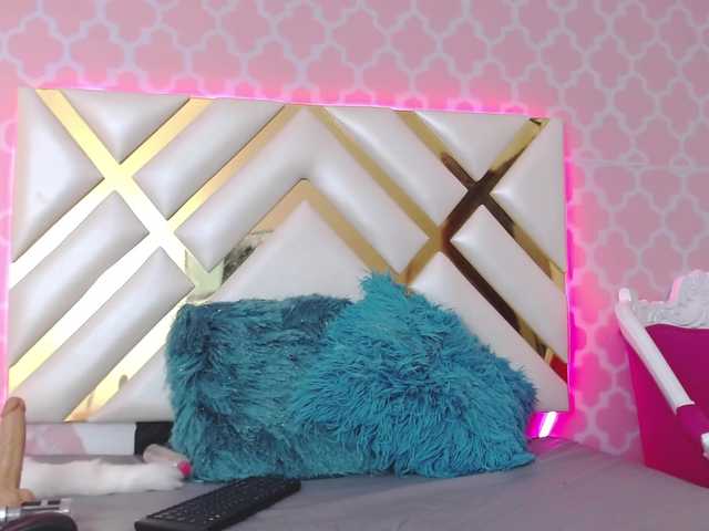 Live sex webcam photo for SweetMariee #271086350