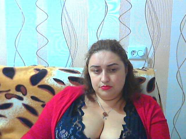 Live sex webcam photo for CandyHoney #271108659