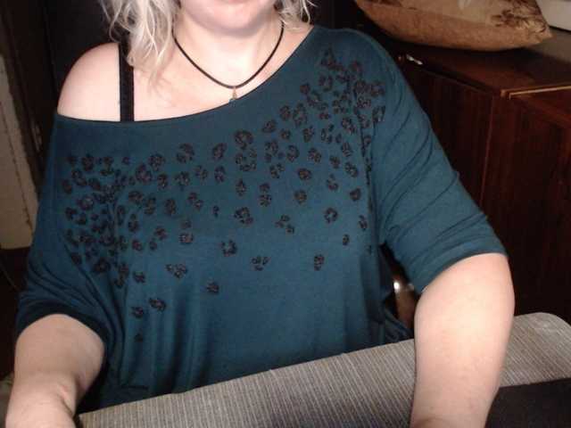 Live sex webcam photo for Alisa1917 #271108995