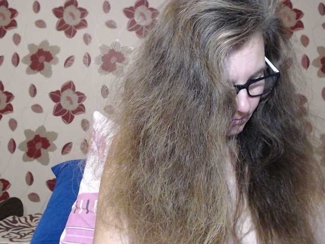 Live sex webcam photo for -Alyonushka- #271107953