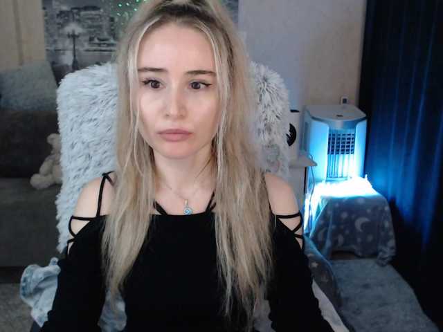 Live sex webcam photo for xyliganka777 #271095148