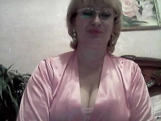 Live sex webcam photo for Ur-Mami #271107893