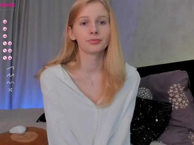 Live sex webcam photo for LesyaPrincess #271095005