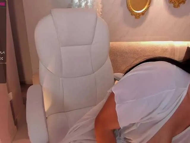 Live sex webcam photo for AlexaField #287991133