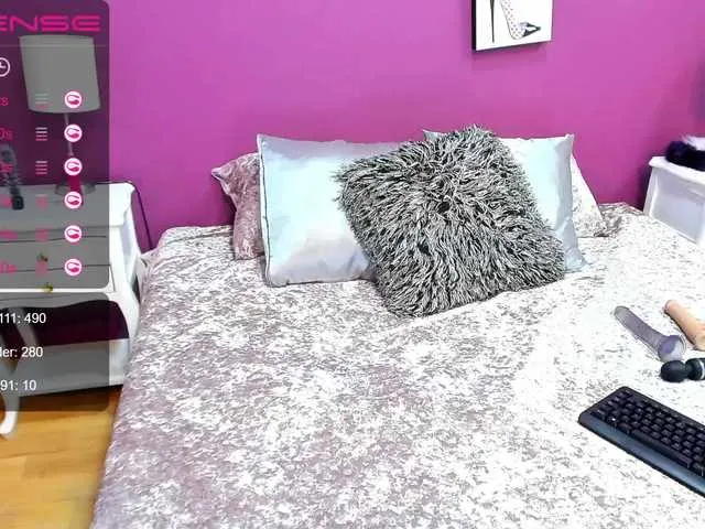 Live sex webcam photo for KaylaGinger #271109032