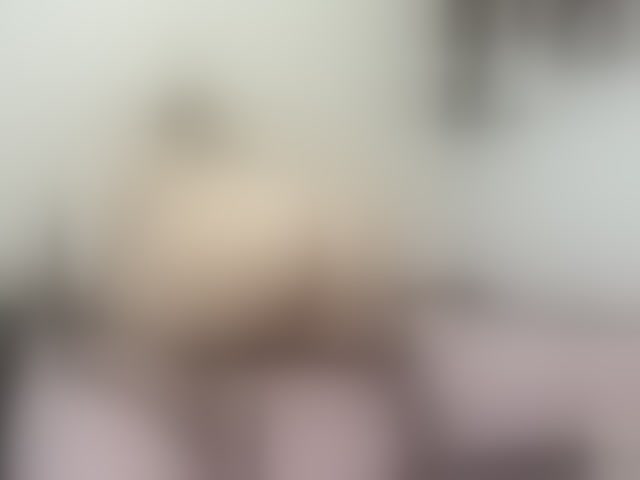 Live sex webcam photo for suggar-milf #271103567