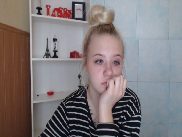 Live sex webcam photo for KalipsoHun #271102010