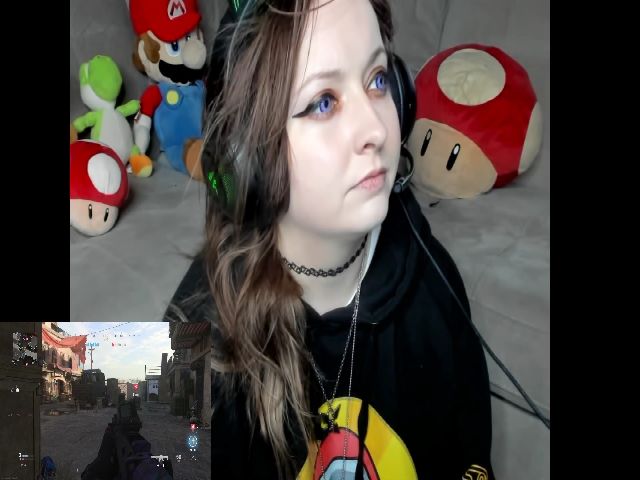 Live sex webcam photo for PrincessBluu #271109745