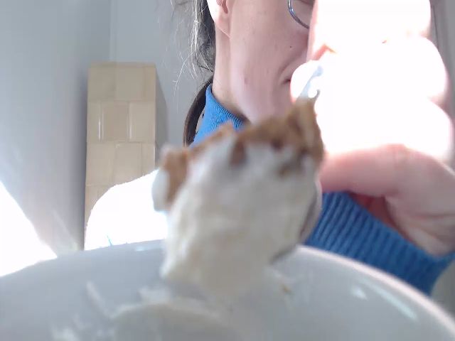 Live sex webcam photo for PetitePinkie #271104403