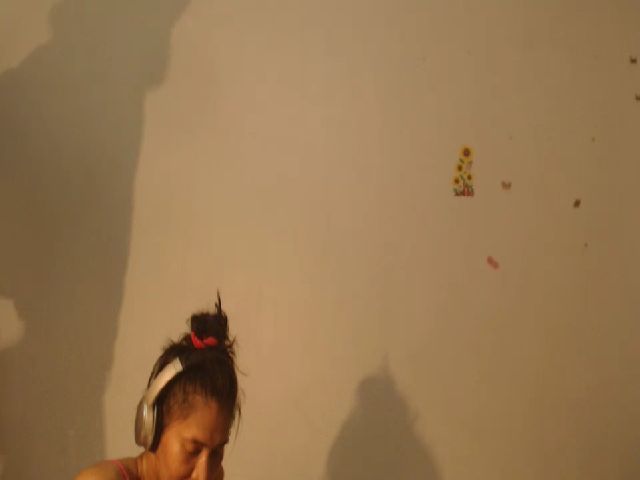 Live sex webcam photo for jinx00 #271101589