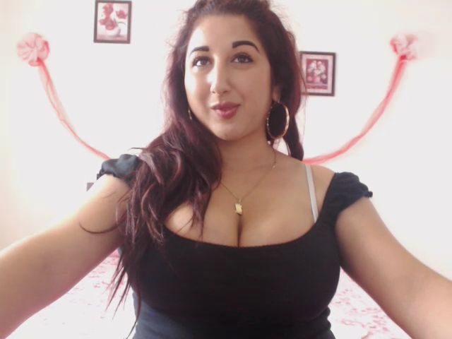 Live sex webcam photo for KinkyMyax #271102055