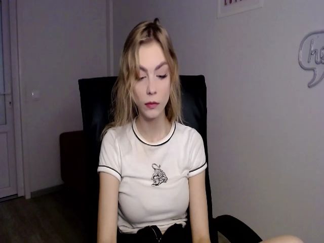 Live sex webcam photo for VanillaJenny #271097627