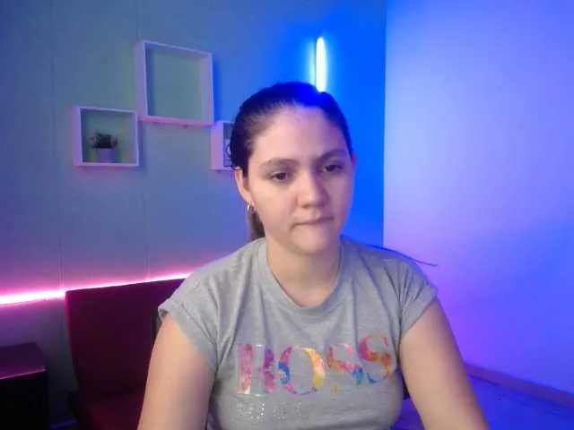 Live sex webcam photo for hanna-queen21 #271103878