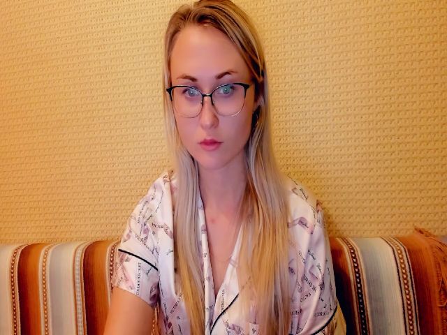 Live sex webcam photo for Mistress_Eva_ #271110250
