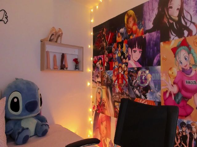 Live sex webcam photo for Angelin_cute #271110192