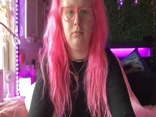 Live sex webcam photo for MsGrumpyCunt #271110806