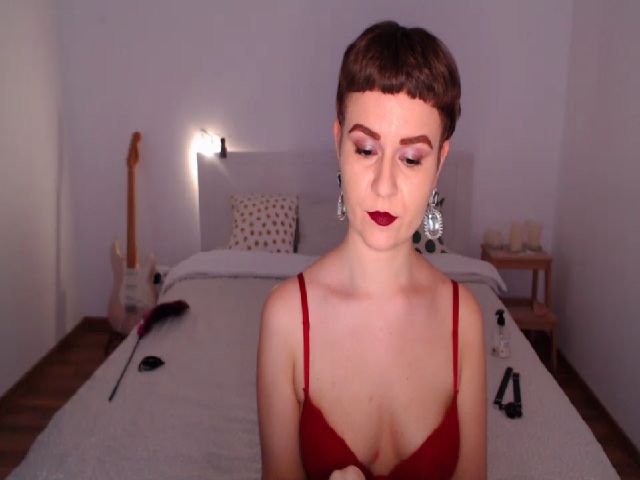 Live sex webcam photo for EmpressRule #271111662