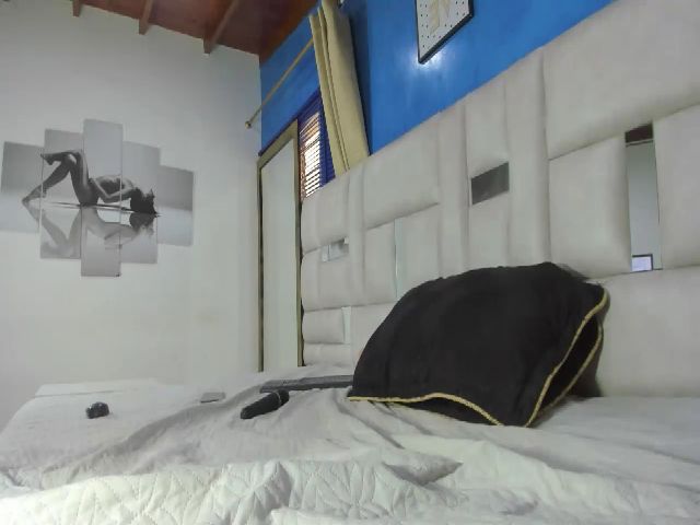 Live sex webcam photo for Msssofia_ #271106660