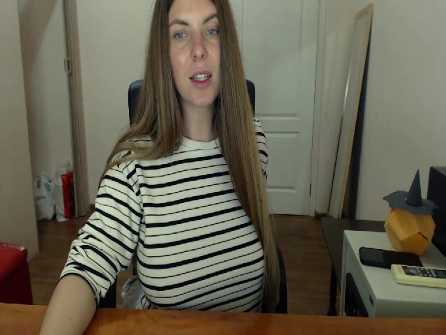 Live sex webcam photo for BloodyMary #271096937