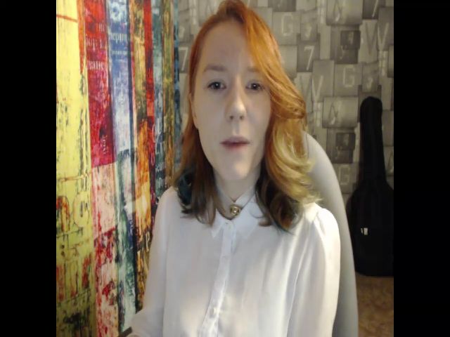 Live sex webcam photo for NikiFoks18 #271098600