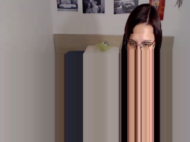 Live sex webcam photo for JustMeXY7 #271109200