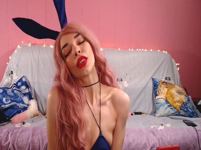 Live sex webcam photo for Lolly_Goddess #271101881