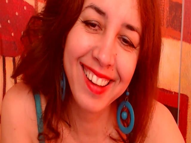 Live sex webcam photo for WetandaHairy #271101584