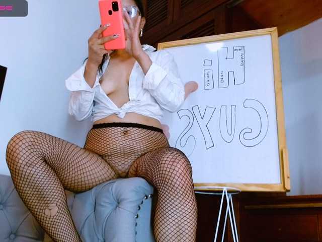 Live sex webcam photo for Karindiaz #271096467