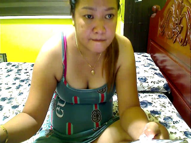 Live sex webcam photo for LiL_Spermaid #271097790