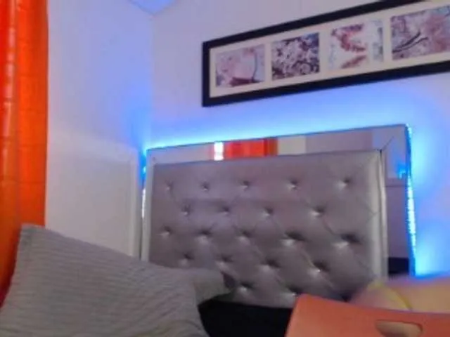 Live sex webcam photo for Taylor-Cox #271108923
