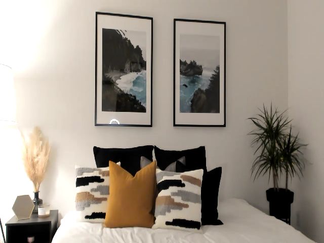 Live sex webcam photo for AlanaWylde #271097614