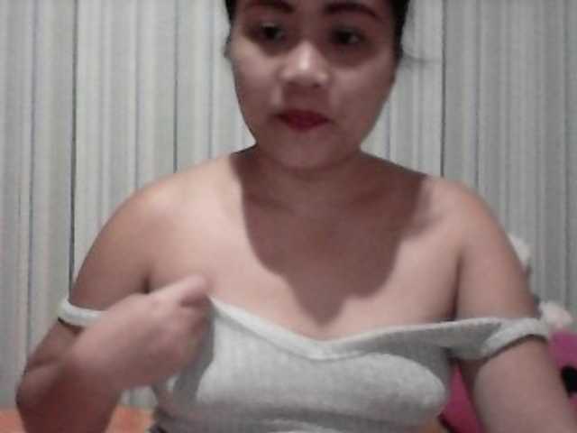 Live sex webcam photo for Marzha #271100493