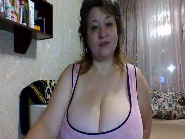 Live sex webcam photo for Huge_nipple8 #271109709