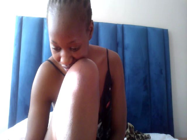 Live sex webcam photo for Hardnipples89 #271099183