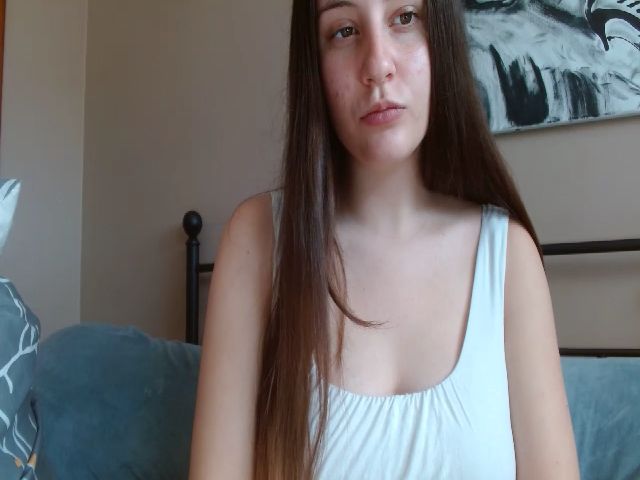 Live sex webcam photo for MikkiMouseXO #271106604