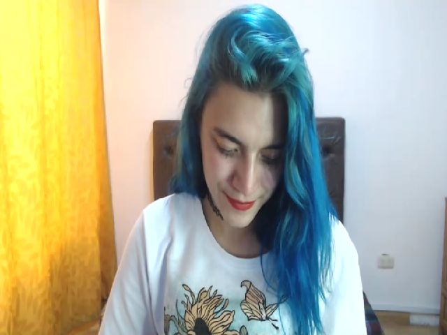 Live sex webcam photo for Carolinforbes #271110132