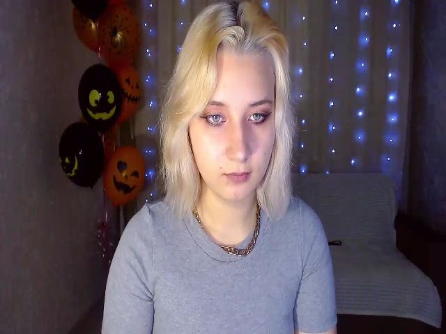 Live sex webcam photo for Star_Laura #271106881