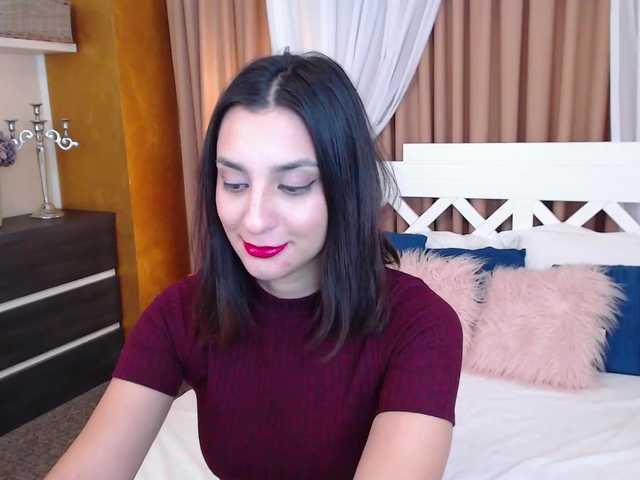 Live sex webcam photo for Eve-Lynne #271100840