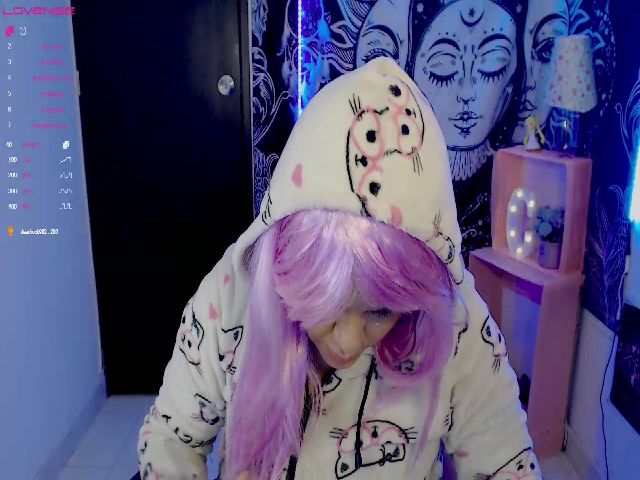 Live sex webcam photo for Clairebays_ #271098337