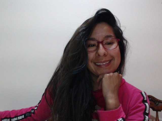 Live sex webcam photo for Malishka19 #271101053