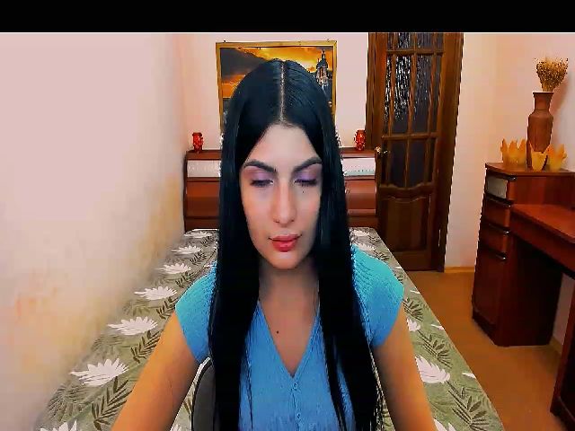 Live sex webcam photo for JasmineWave #271102053