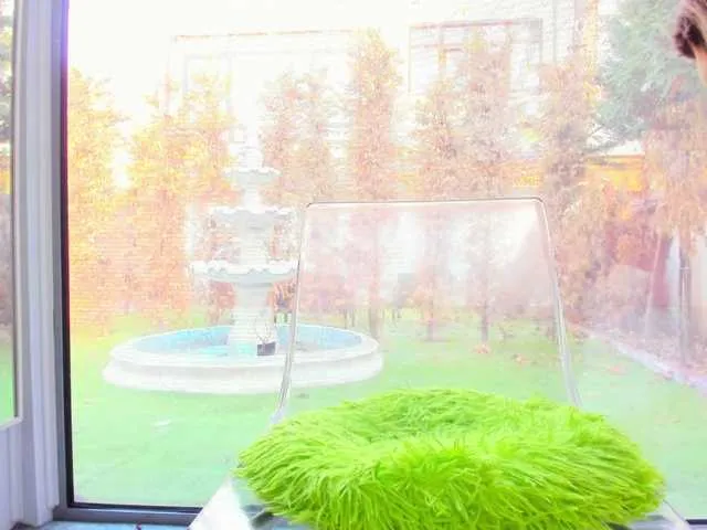 Live sex webcam photo for BeverlyHilton #271103859